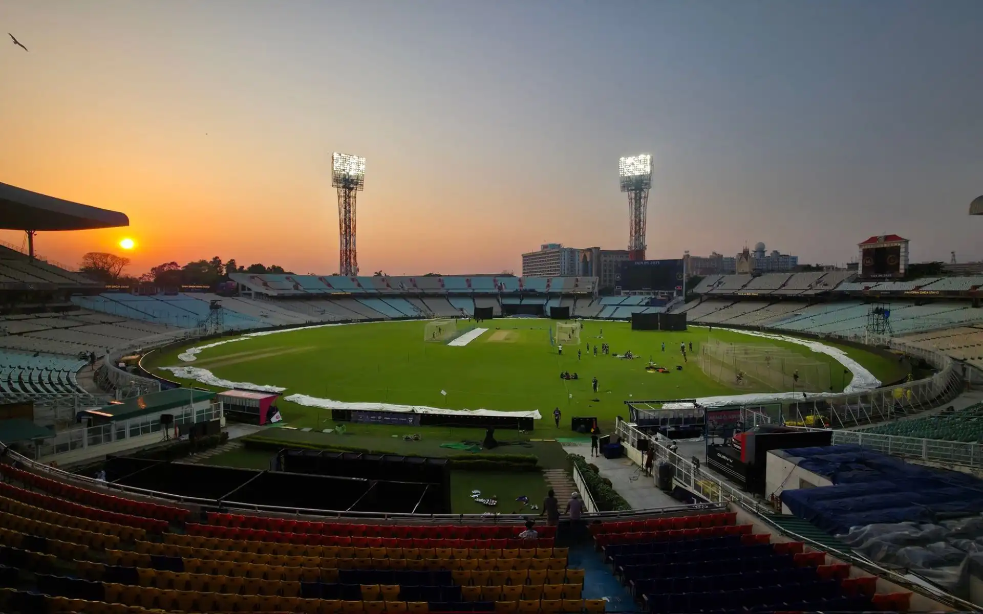 Eden Gardens Pitch Report Today: Good for Batting or Bowling? Find Out Here!